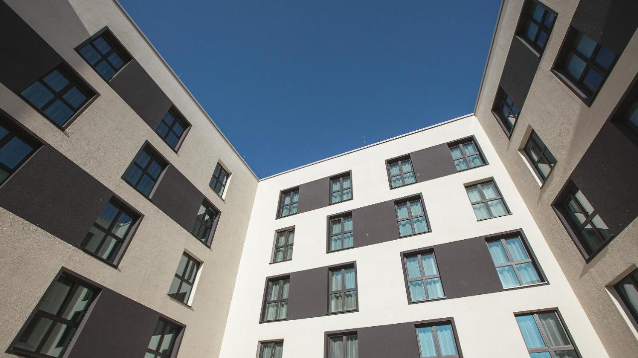 The Niu Star - Apartments Sindelfingen Bagian luar foto